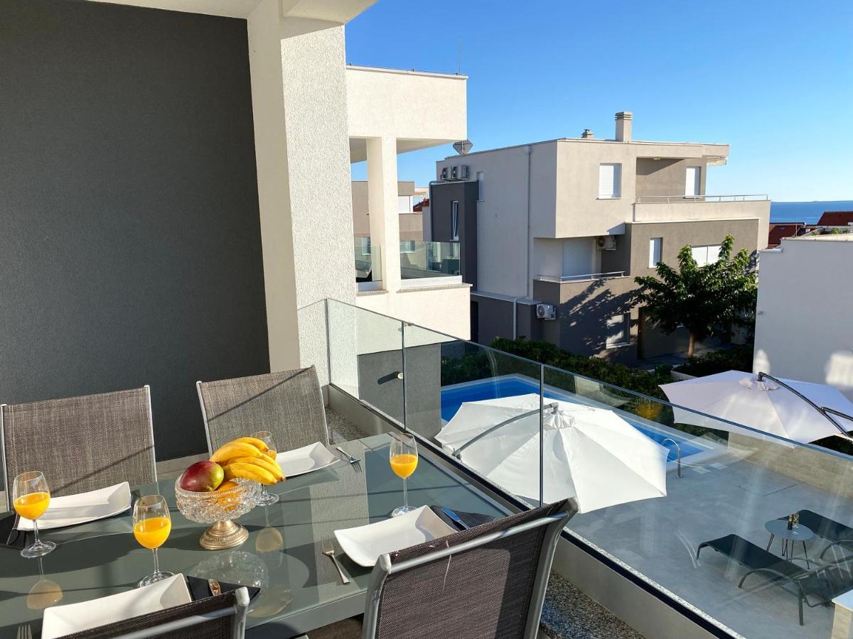 Fantasy Pool Villa Новаля Екстериор снимка